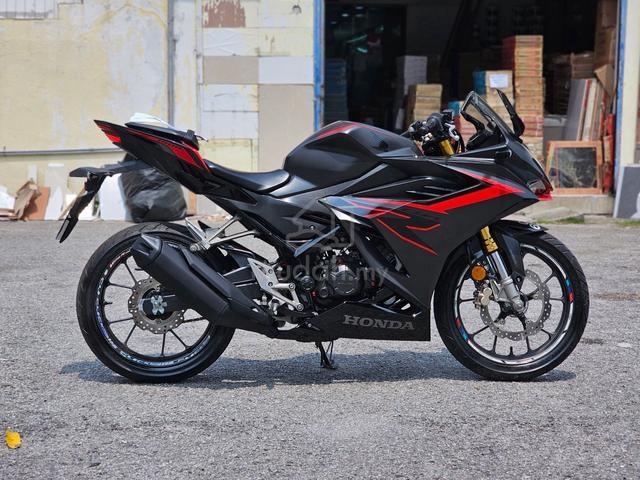 2023 Honda CBR150 ( 27K KM & 99% NEW ) FULL LOAN - photo 6 of 10