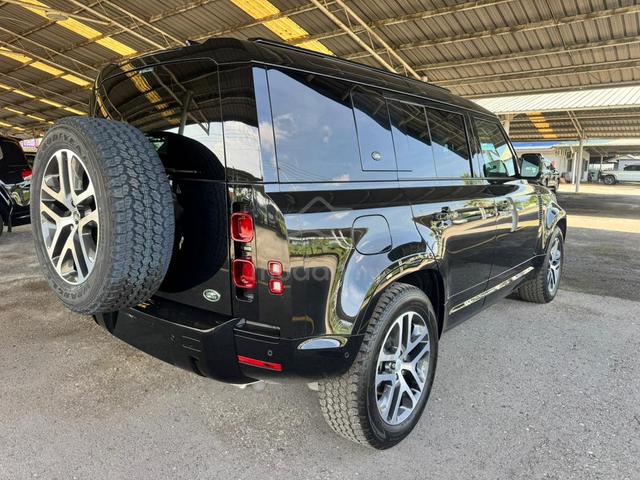 2023 Land Rover DEFENDER 2.0 110XS P300 (A) - 2