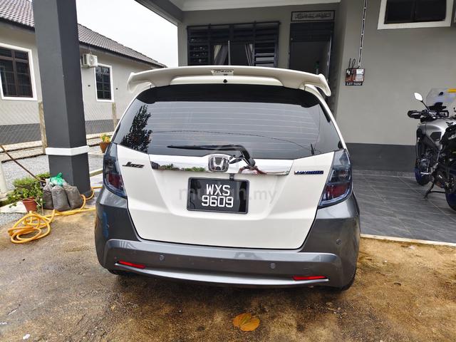 2013 Honda JAZZ 1.3 (HYBRID) FACELIFT (A) - 2