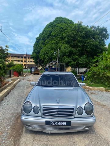 1996 Mercedes Benz E-CLASS 2.0 200 ELEGANCE (CKD) - 3