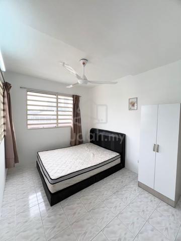 Tanjong Tokong Taman Kristal Room for Rent Mix Gender 1