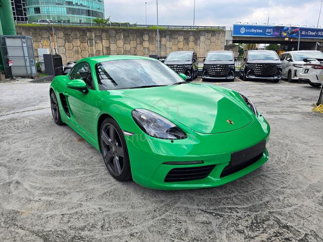RECON UNREG PORSCHE 718 CAYMAN T 2.0 PDLS Python - 1