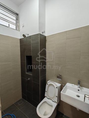 Fully Renovated Iconia Garden @ Impian Emas 1 Storey House 22x80 4