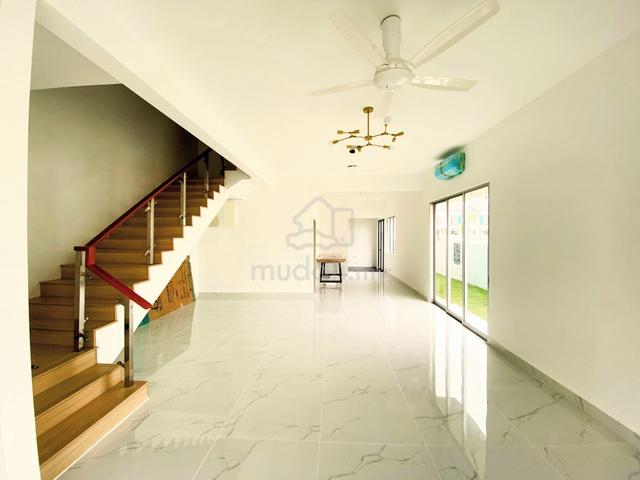 [RENOVATED] END LOT 2 Stry SERENIA AMANI Serenia City Dengkil 1