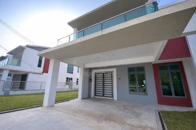 BELOW MARKET FREEHOLD 2 Storey Terrace w SIDE Land Bertam Putra Melaka 1
