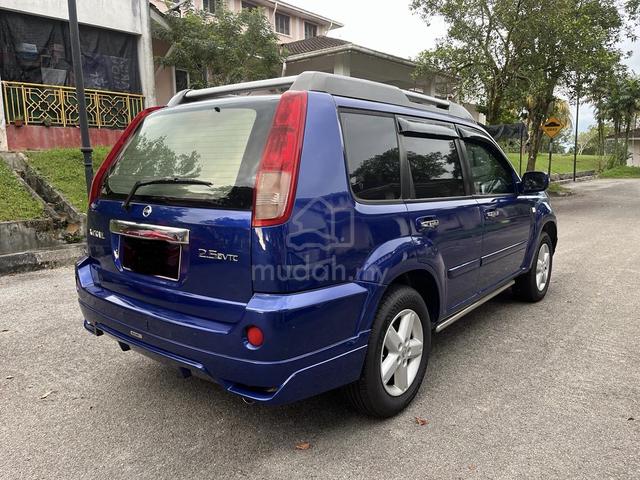 2011 Nissan X-TRAIL 2.5 - 2