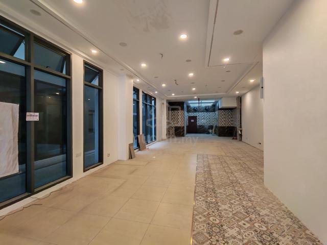 Ground Floor End Lot Basic Unit Shoplot Edusentral, Setia Alam Rent 1