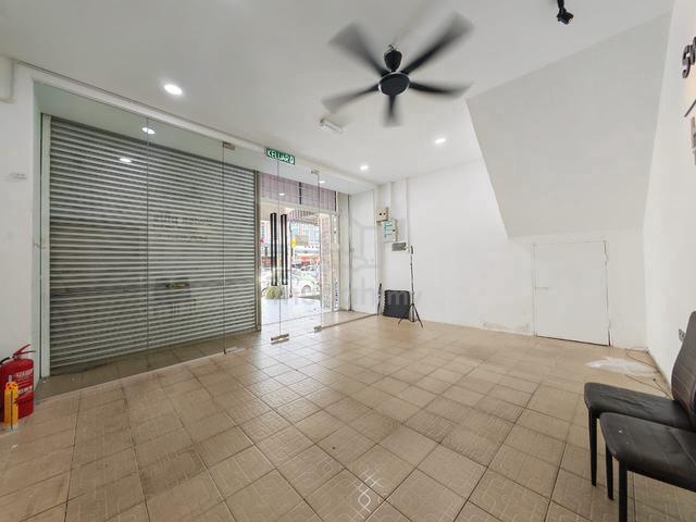 Jalan Besar Ampang Big Shop For Rent @ Pekan Ampang 1