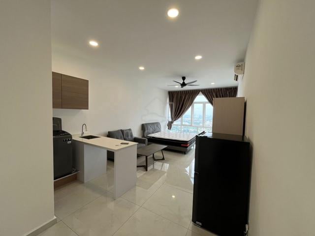 Havona Residence Mount Austin for rent 1