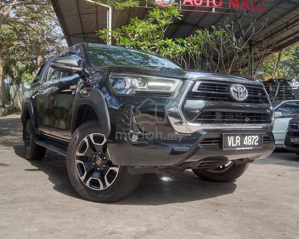 2023 Toyota Hilux 2.4 V (A) GR Sport - 1