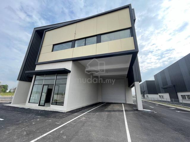 Brand New Corner Lot Detached Factory / Warehouse 1