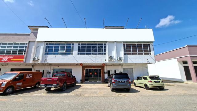 Tenanted Commercial Shop at Prime Commercial Area 1