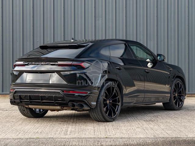 2022 Lamborghini Urus V8 UK SPEC - 2