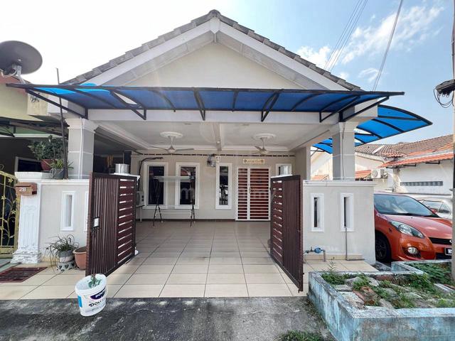 End Lot β
Single Storey Taman Desa Kundang, Rawang 1