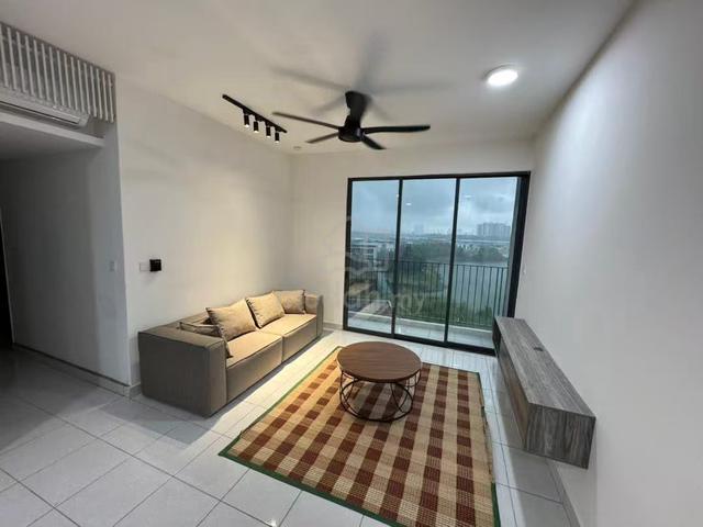 E Island Lake Haven 1