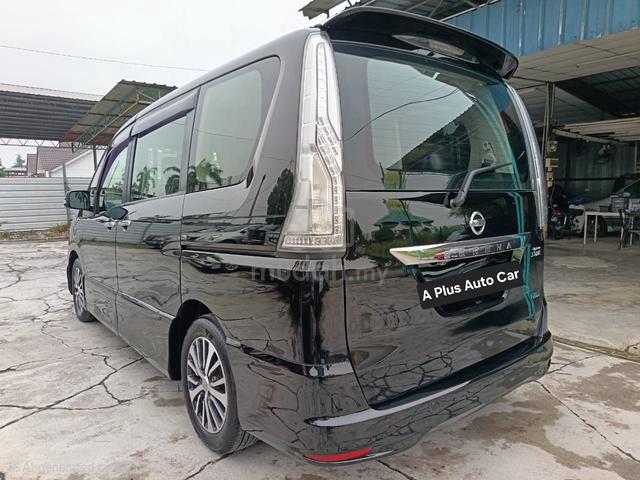 2015 Nissan Serena 2.0 S-Hybrid Highway Star - 2