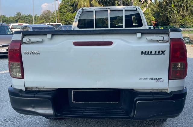 2019 Toyota HILUX 2.4 FACELIFT (M) - 4