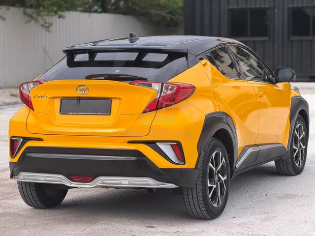 FULL LOAN⭐WARRANTY⭐NEW PAINT⭐2019 Toyota C-HR 1.8 - 3