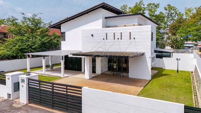 [LAND 8000SF]2 Storey Bungalow Banyan Close Bandar Bukit Mahkota Bangi 1