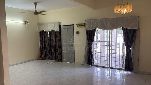 Double storey bandar sri damansara sd8 endlot unit 1