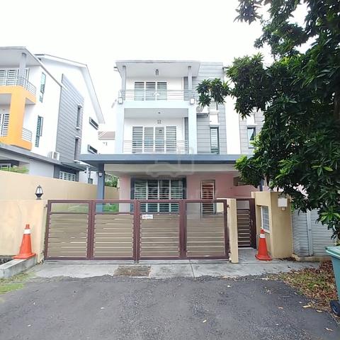 3 Storey Semi-D | Taman Saujana suria | Kajang | 35 x 109 | Freehold 1