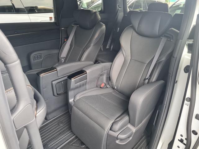 2024 Toyota Alphard 2.5 Z Japan Grade 6 Inc SST  - 5