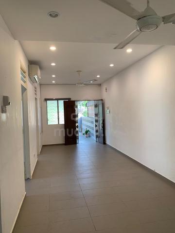 Corner house Jalan Warburton Hillside Tanjung Bungah Penang 1
