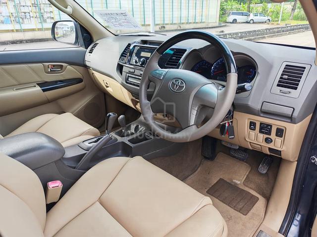 2013 Toyota FORTUNER 2.7 V (A) CASH ONLY - 4