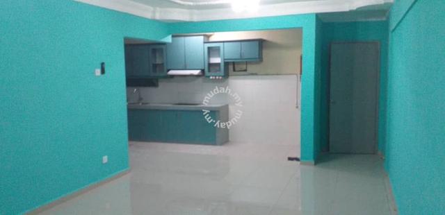 Apartment Cantik Bersih Unit Di Pangsapuri Subang Suria Seksyen U5 Apartment Condominium For Sale In Shah Alam Selangor