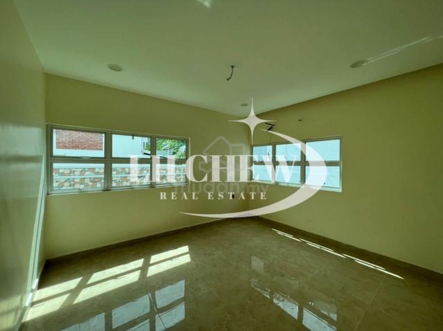 2 Storey Semi D 4919sf Renovated Unfurnish At Batu Uban Pesta 5