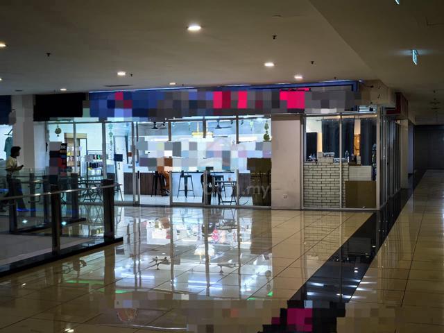 SALE KK 1Borneo Mall 1st Floor Shop Corner Lot Tenanted 904 sf 1