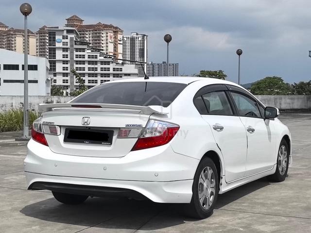 2013 Honda CIVIC 1.5 (HYBRID) (A) - 4