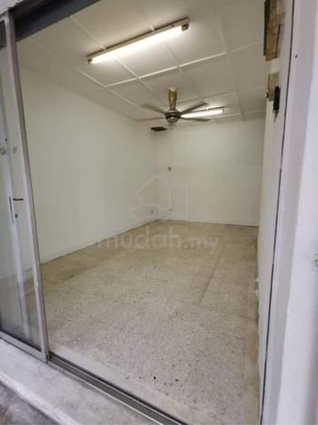SD2 Single Storey For Rent, Move In Condition, Limited Unit 1