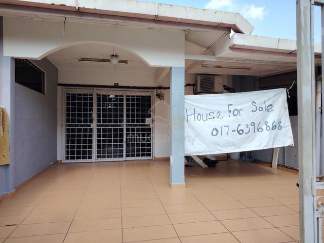 Kajang Bukit Mewah, 1-storey Terraced House for Sale, 3B+2R+1S, F.Hold 1
