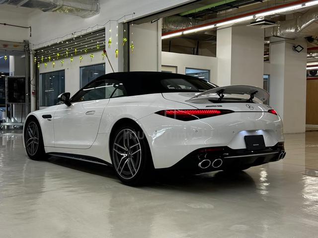 GRADE 5A 2022 Mercedes Benz SL43 AMG 2.0 Roadster - 2