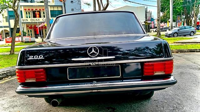 1995 Mercedes Benz 200 50yrs vintage 50k done - 2