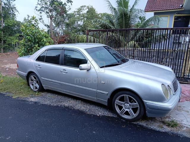 1995 Mercedes Benz 230 2.0 W114 (A) - 5