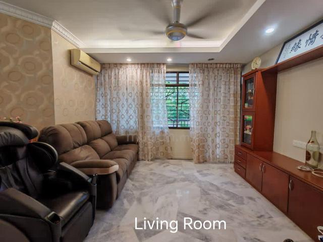 Lavinia Apartments 1