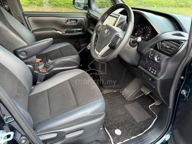 2021 Toyota NOAH 2.0 SI WXB DOUBLE BYBEE 3 60K KM - 4