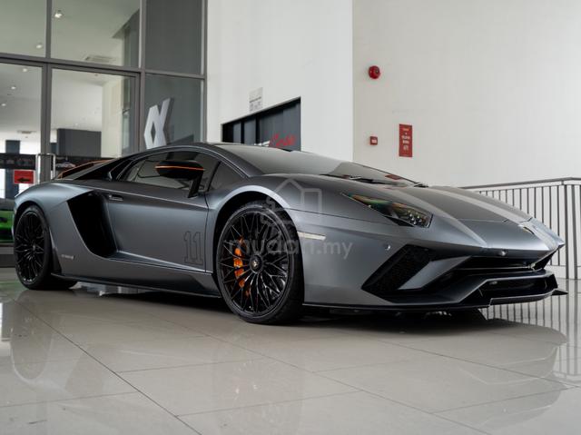 Lambroghini Aventador S 2018 Grigio Estoque - 4