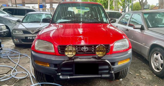 Toyota RAV4 2.0 J (A)one owner best in Malaysia - 4
