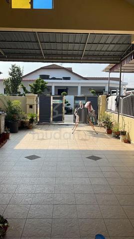 Taman Nusa Bestari NB2, Single Storey Terrace Intermediate lot,1640sft 1