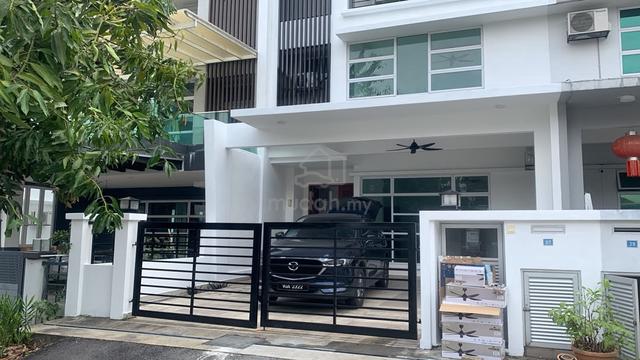 Putra Residence, Equine park, Seri Kembangan, selangor 1