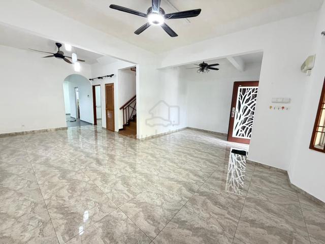 Renovated Jalan Jambu Kota Masai, tiptop condition 😍 1