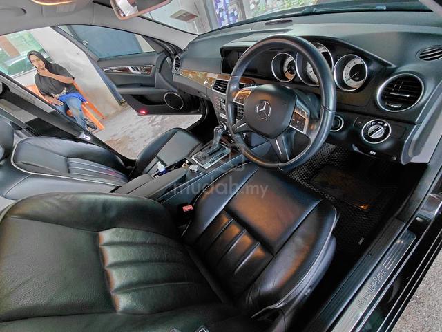 2012 Mercedes Benz C200 1.8 AMG FACELIFT (A) - 4