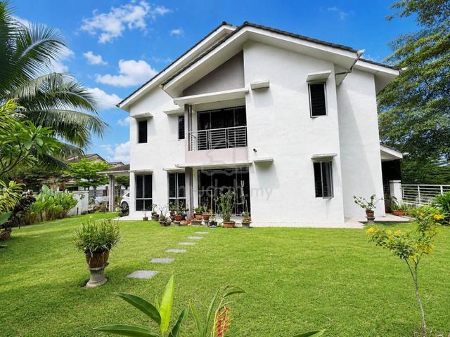 CORNER LOT TTDI GROVE LILLI KAJANG EXTRA Big LAND LOW DENSITY 1