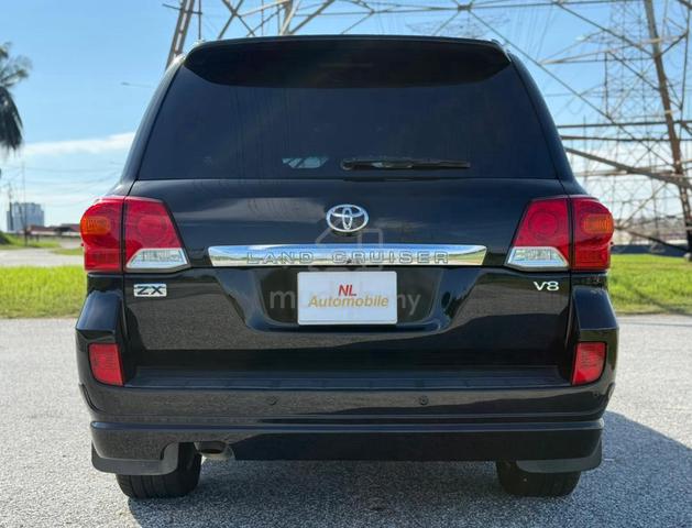 2015 Toyota LANDCRUISER 4.6 ZX FULL SPEC AIRMATIC - 4