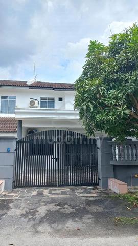 Taman Mawar ~ Rumah Teres Dua Tingkat 1
