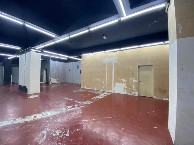 Oug Parklane Corner Ground Floor Shop Old Klang Road 3308sf 1