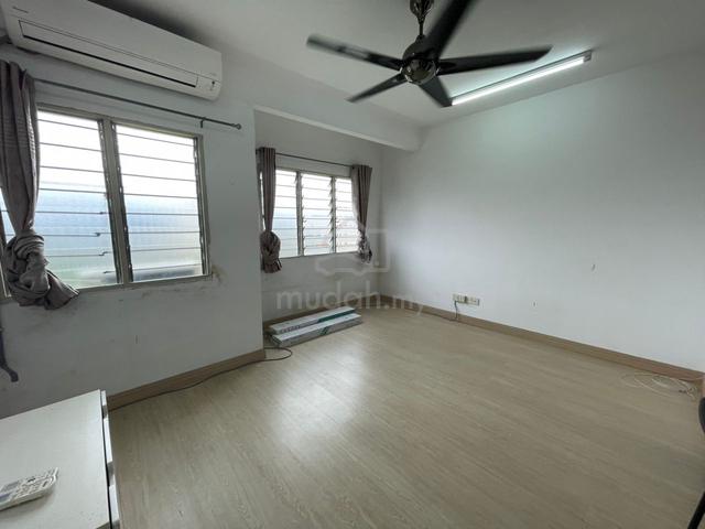 Laman Damai Kepong (Li Garden) 1